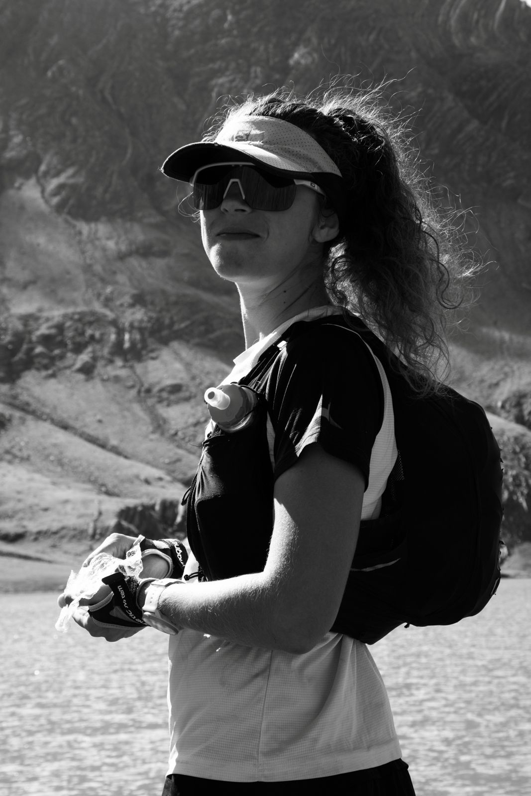 Lydie Lemonsu en montagne, en tenue de trail